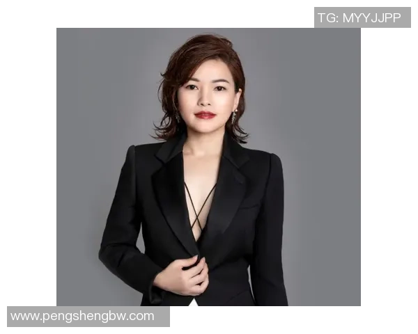 刘芳网球生涯回顾与展望：从青涩少女到职业选手的心路历程